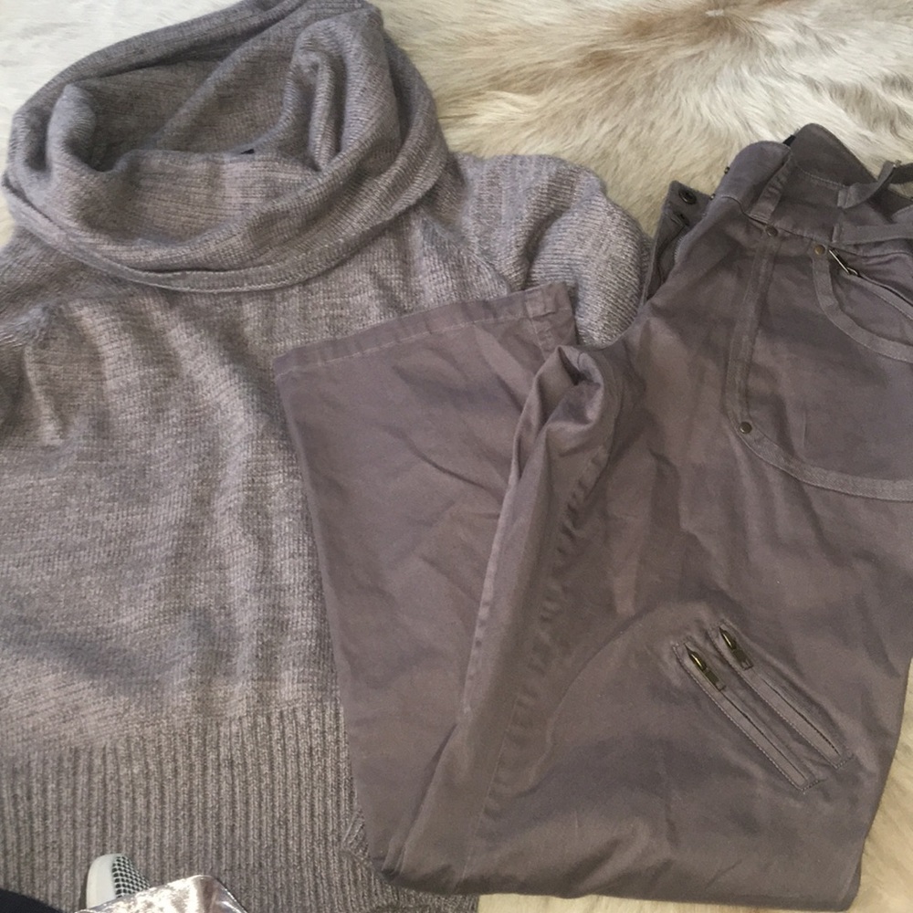 Threads sweater and cargo pant set